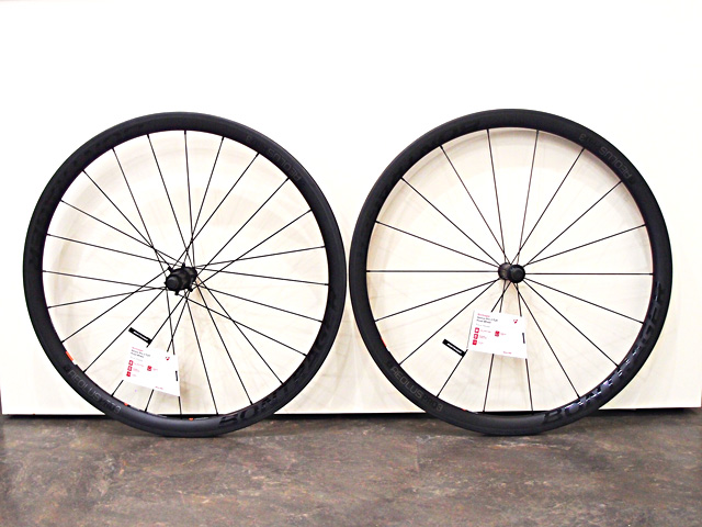 BONTRAGER (ボントレガー) Aeolus PRO3 TLR <クリンチャー> BONTRAGER (ボントレガー) Aeolus PRO3 TLR <クリンチャー>