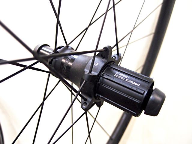 BONTRAGER (ボントレガー） Aeolus PRO3 TLR ＜クリンチャー＞ - ウインドウを閉じる